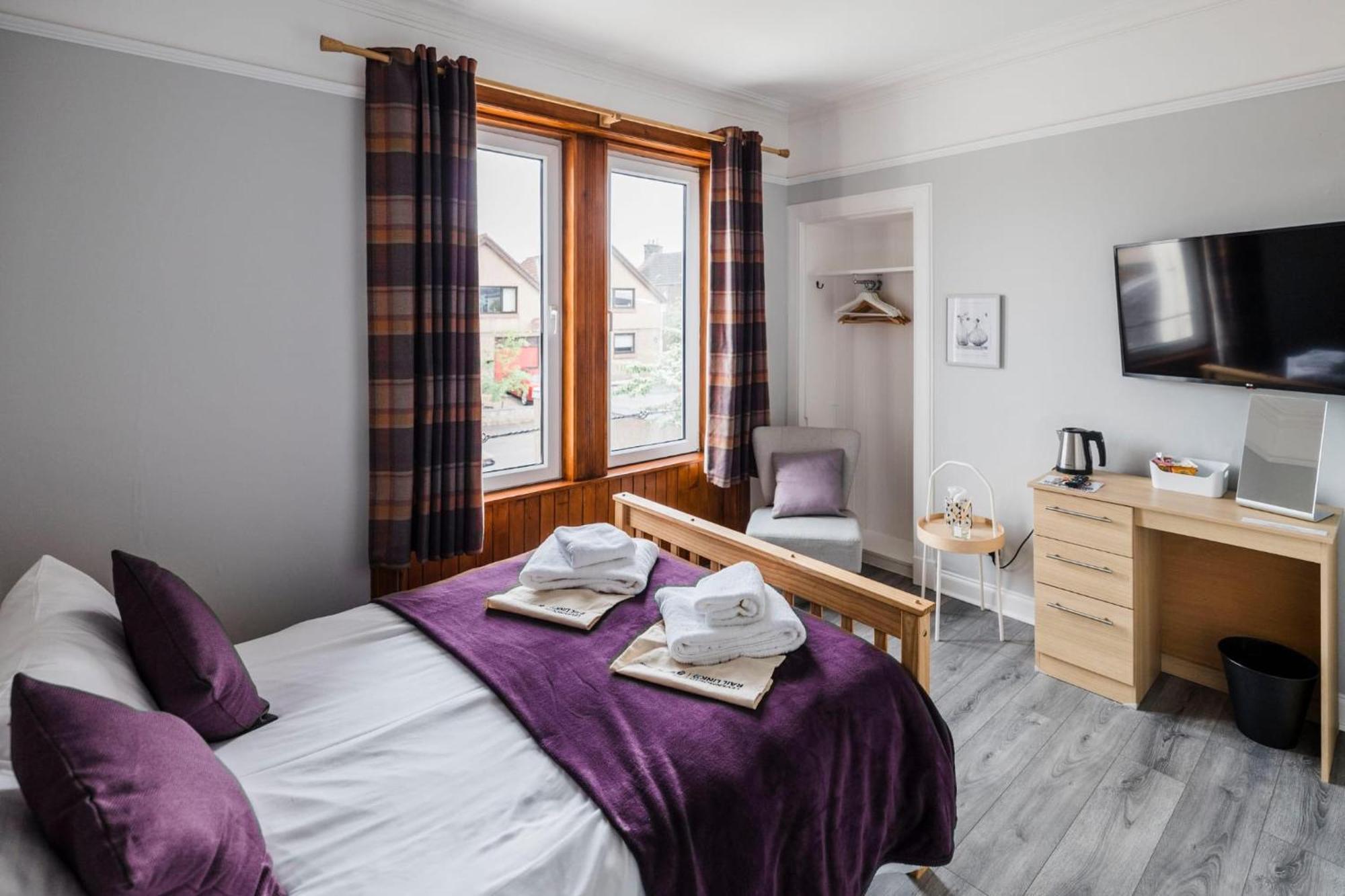 Отель The Cairns Leven Leven  Экстерьер фото