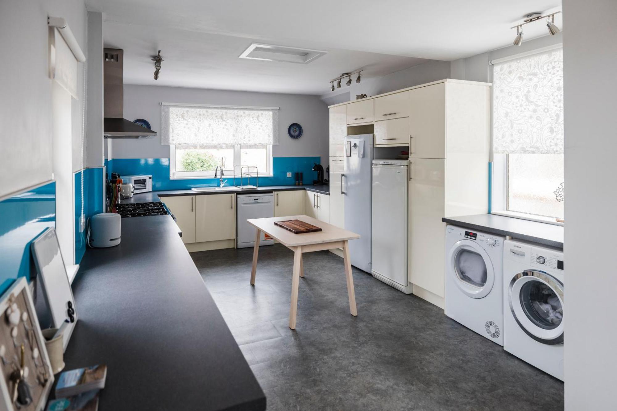 Отель The Cairns Leven Leven  Экстерьер фото