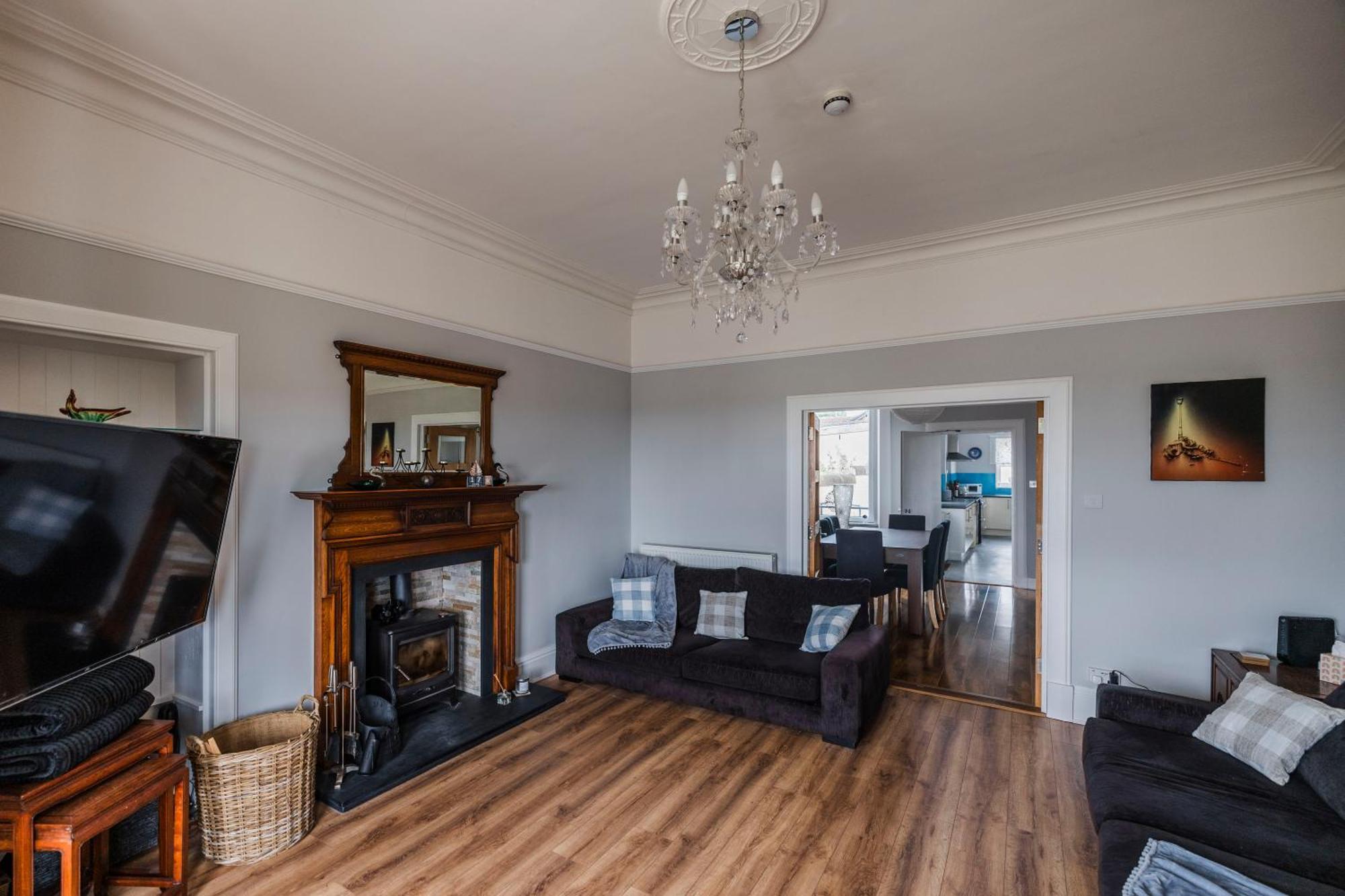Отель The Cairns Leven Leven  Экстерьер фото
