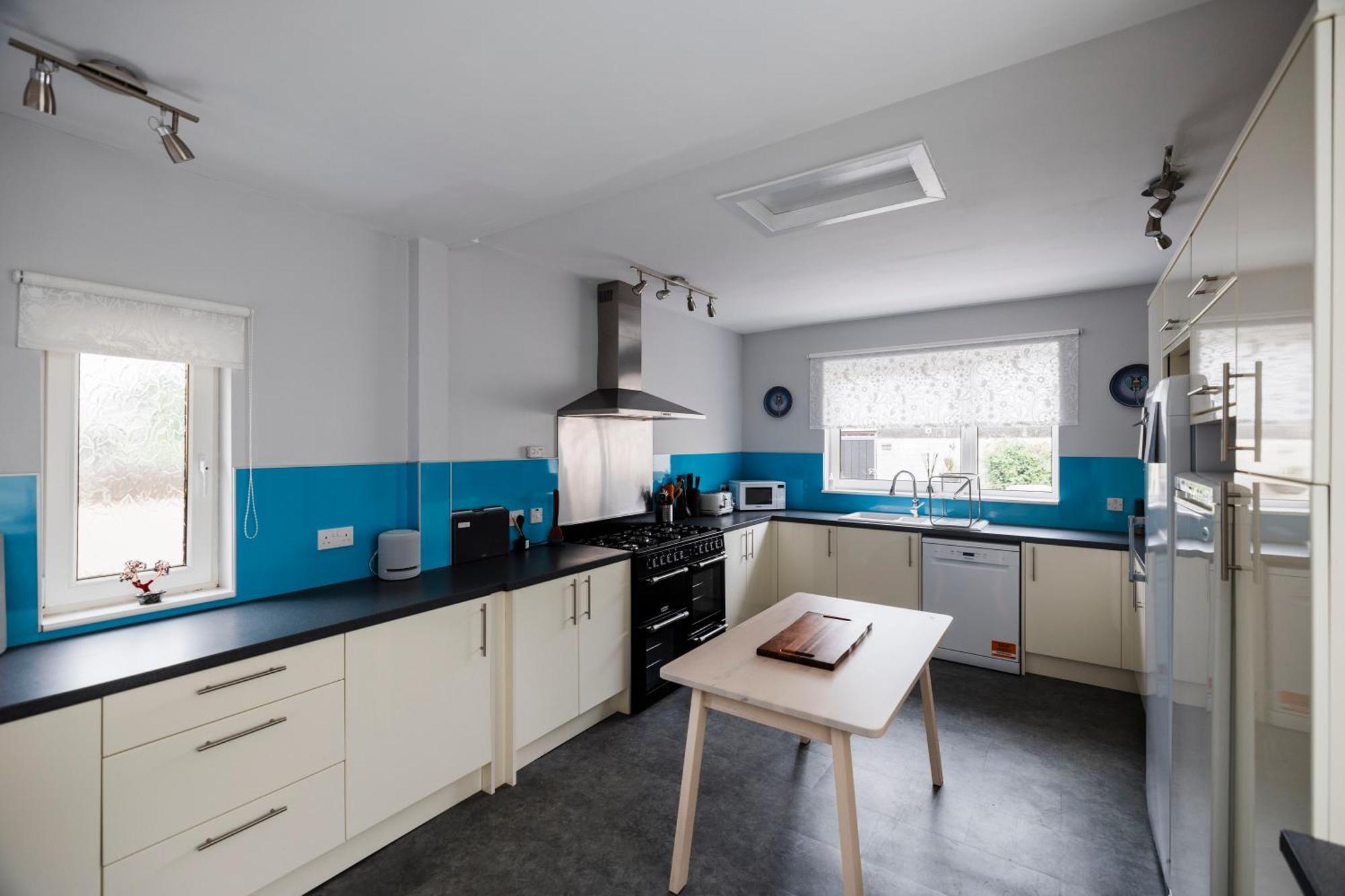 Отель The Cairns Leven Leven  Экстерьер фото